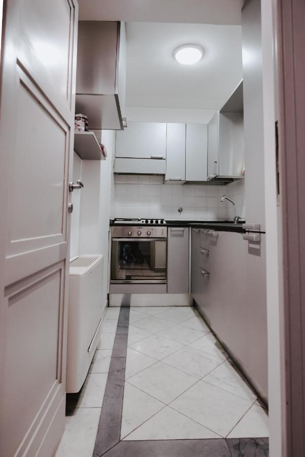 Trevi 86 Apartman Róma Kültér fotó